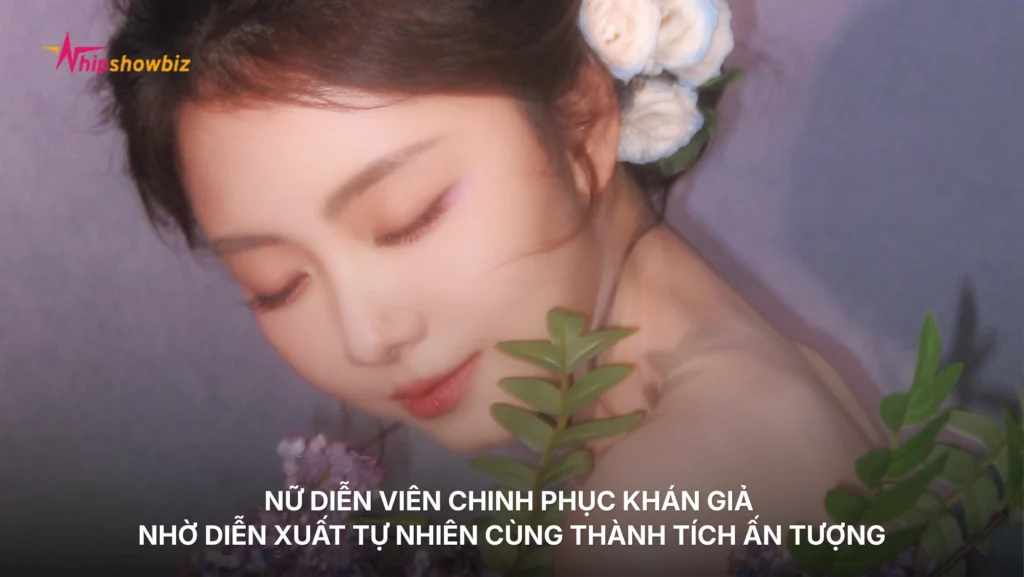 Đàm Tùng Vận chinh phục khán giả nhờ diễn xuất tự nhiên và thành tích ấn tượng